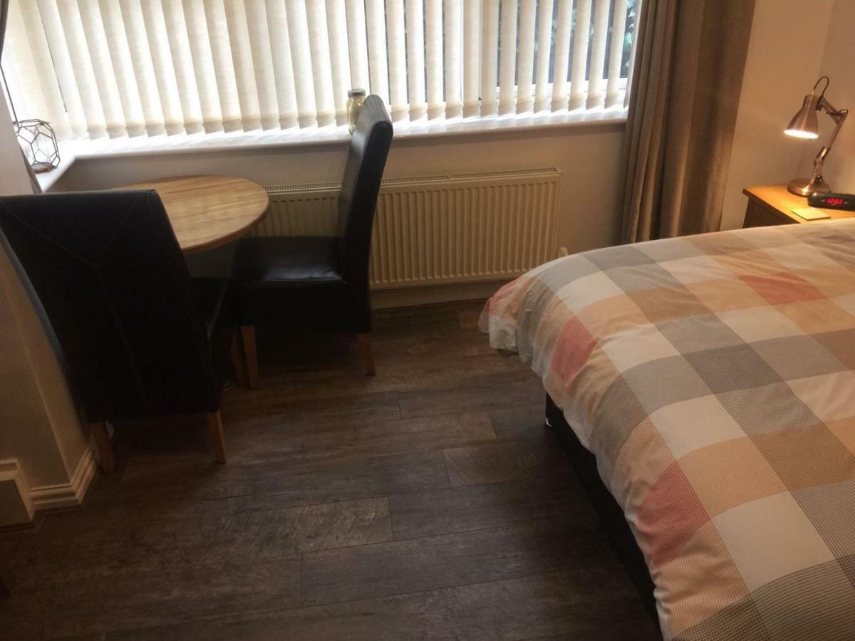 Cosy Apartment In Private Courtyard プレストン エクステリア 写真